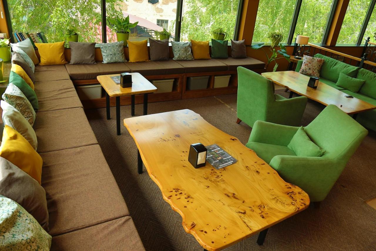Madanur Hotel Karakol Extérieur photo